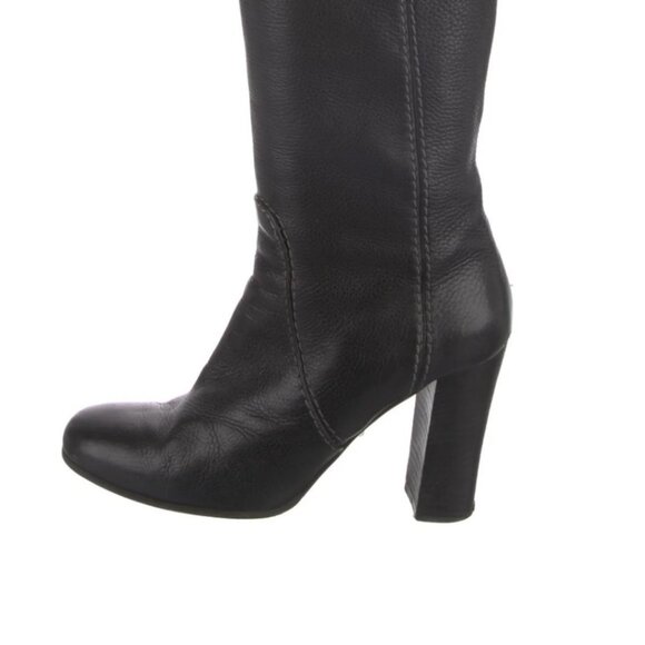 Authentic Chloé Italian Calfskin Leather Knee-High Boots - Picture 5 of 11